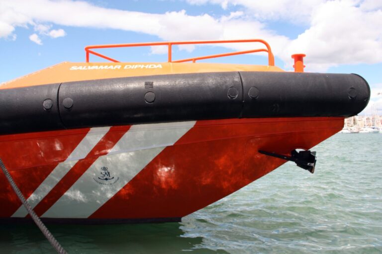 Llega a El Hierro un cayuco con 54 personas a bordo