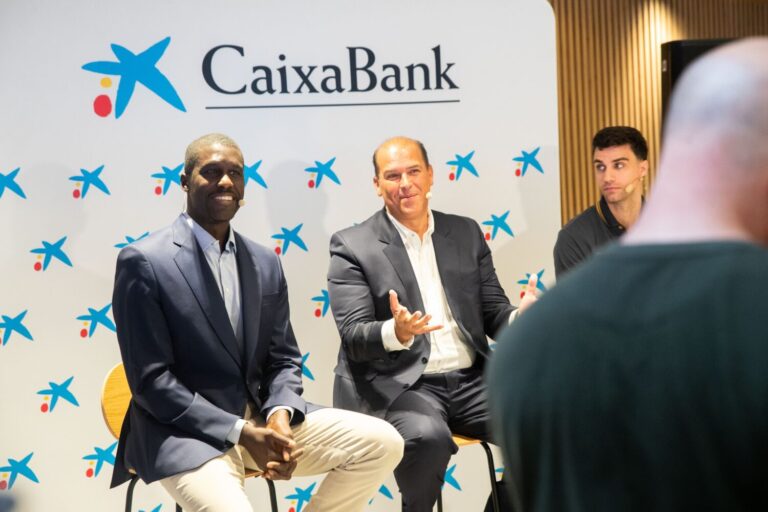 Savané adelanta que en los próximos días habrá anuncios de fichajes para el Gran Canaria