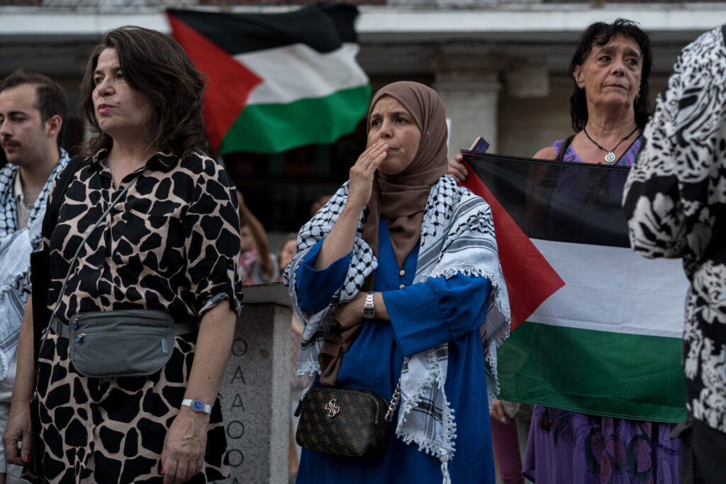 Francia considera, por primera vez, refugiada a una palestina sin protección de la ONU