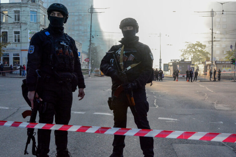 Fuerzas de seguridad ucranianas matan a tiros a dos sospechosos de un asesinato en Kiev
