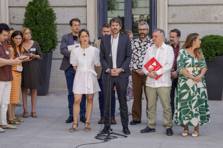Sumar dice que el PSOE «no es consciente de la gravedad de la situación»