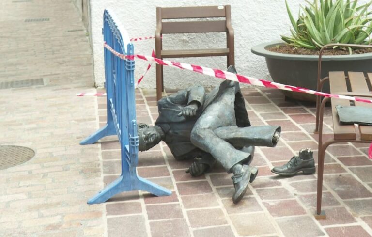 Vallehermoso condena el acto vandálico contra la escultura de Pedro García Cabrera