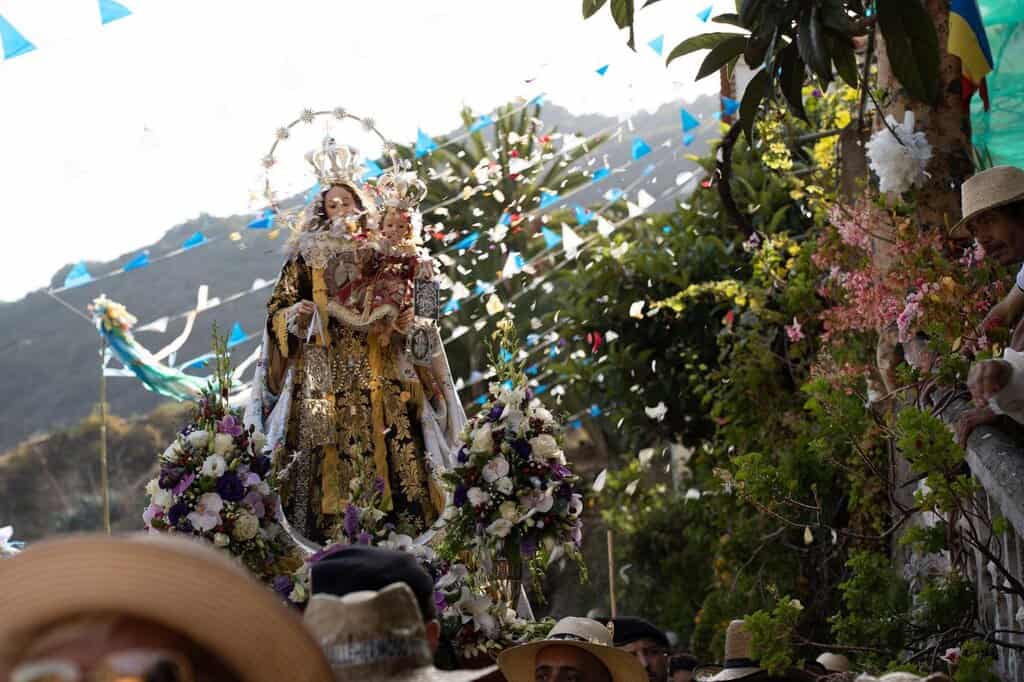 Vallehermoso celebra la Bajada lustral de la Virgen del Carmen