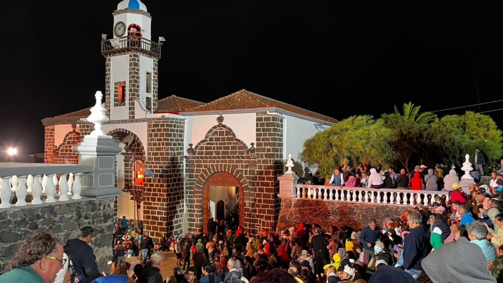 Llegada de la Virgen de los Reyes a la Iglesia de La Concepción