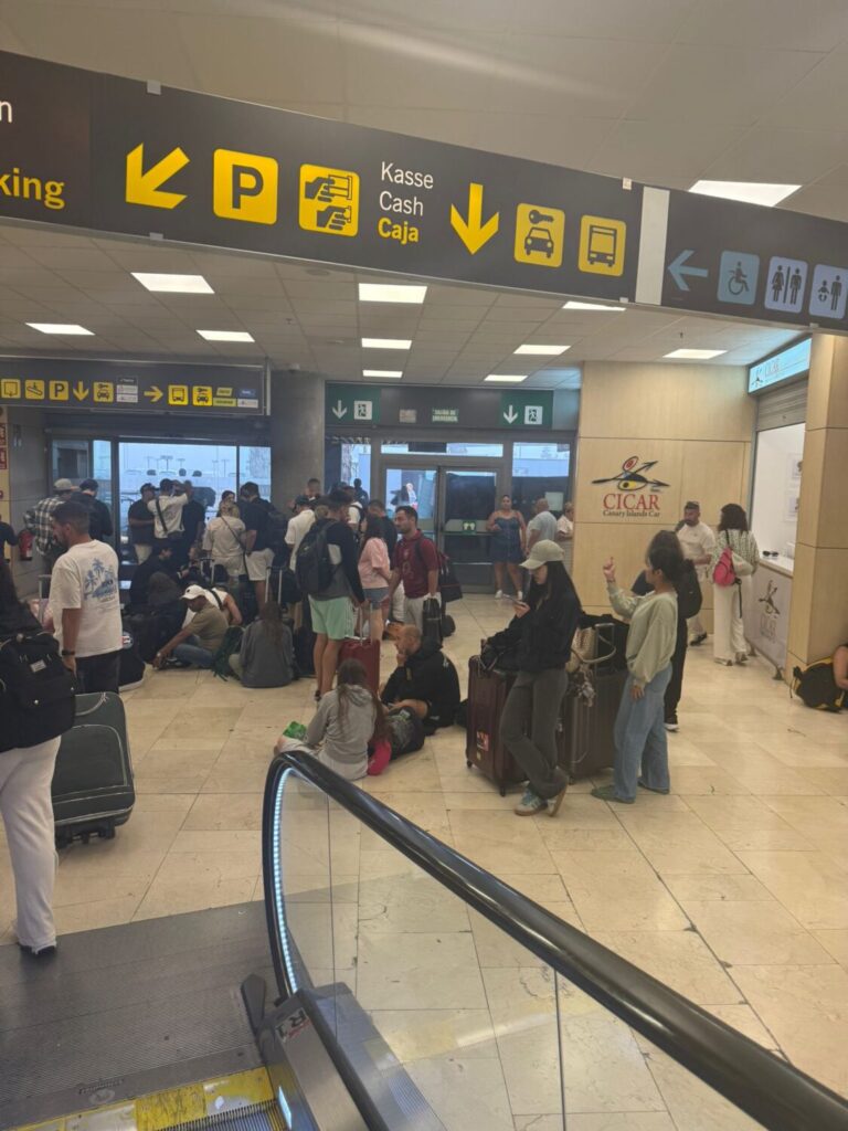 Desvíos en Aeropuerto Tenerife Norte por fuerte viento