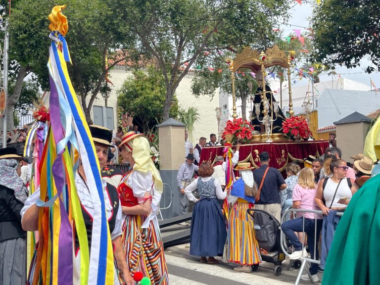 La Romería de San Benito Abad reúne a 18.000 personas en las calles de La Laguna