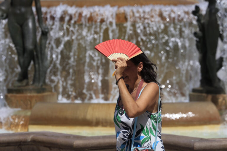 Las mujeres llegan a la menopausia desinformadas, sin medicación y con efectos diarios