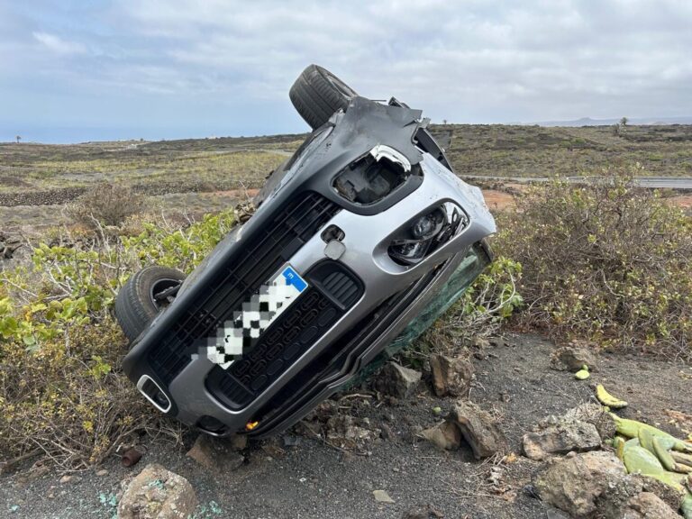 Dos accidentes de tráfico en Arrieta y Tahíche