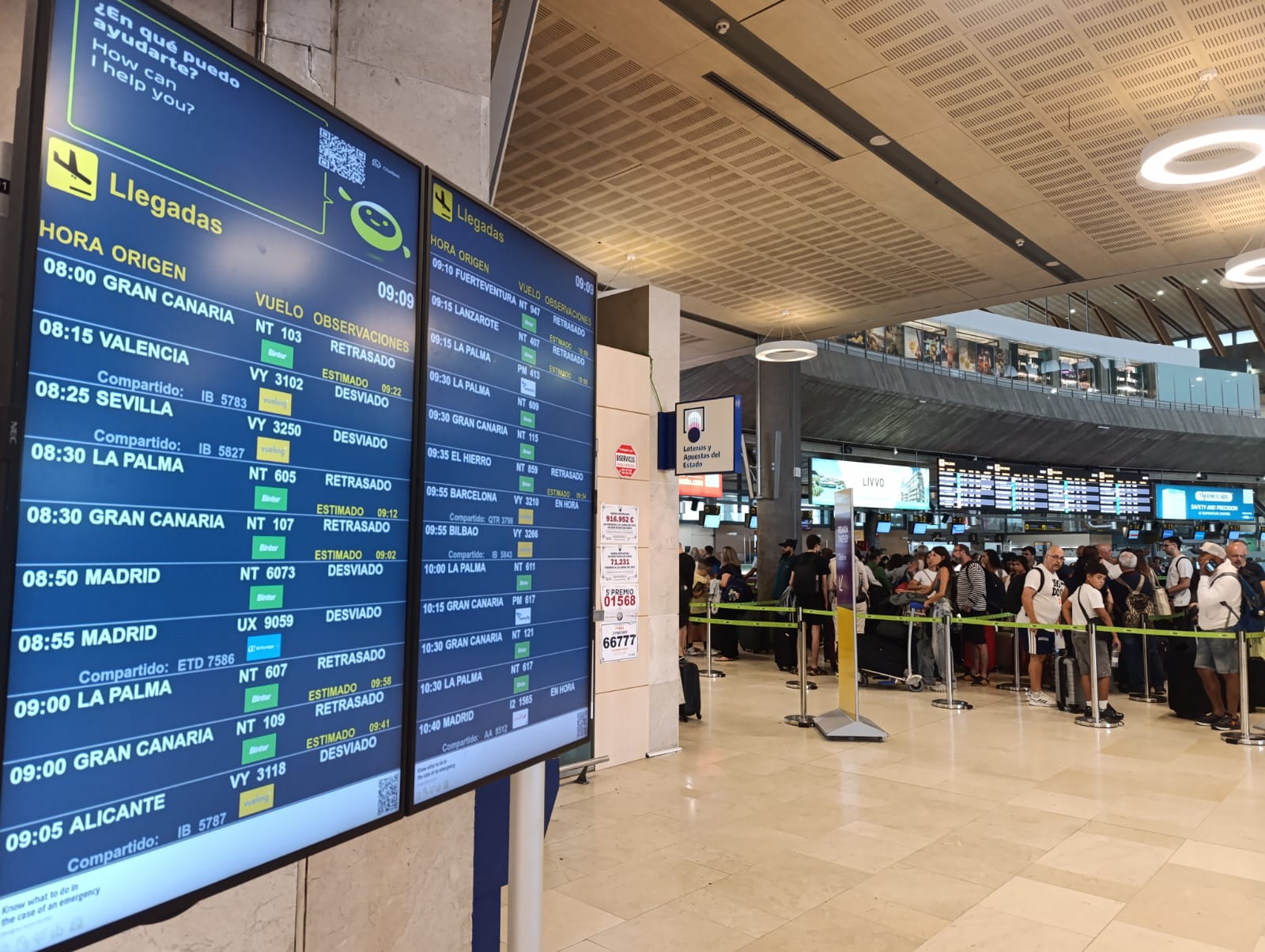 La poca visibilidad que está ocasionando la niebla en el aeropuerto de Tenerife Norte ha provocado el desvío de seis vuelos al sur