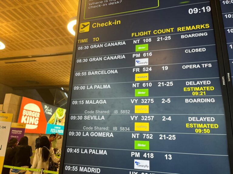 Tres vuelos desviados y uno cancelado por la niebla en Tenerife Norte