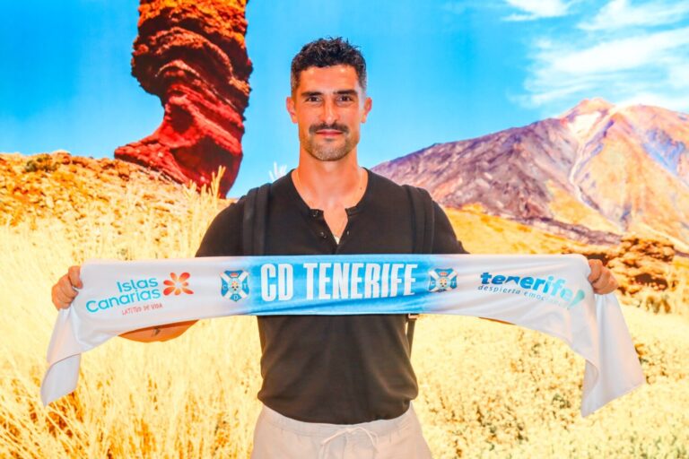 Álvaro González se incorpora al trabajo del CD Tenerife