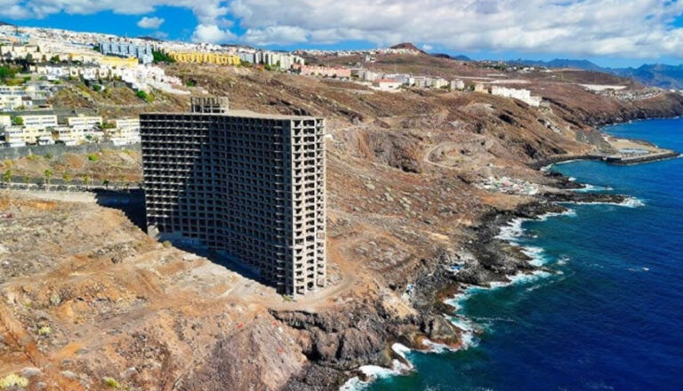 El Cabildo de Tenerife respalda con medio millón de euros la demolición del edificio de Añaza