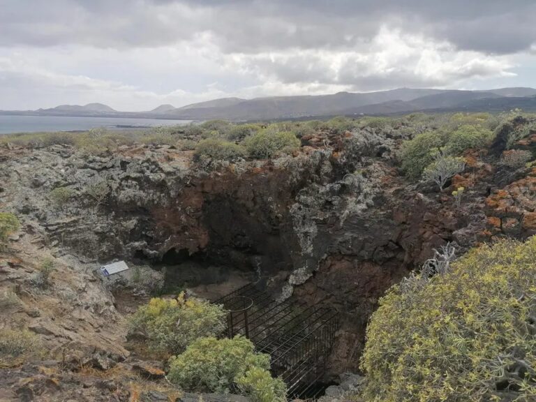 Un influencer entra ilegalmente en un espacio protegido de Lanzarote