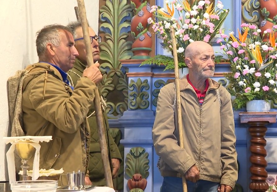 Los pastores, los mayordomos y las camareras son los guardianes de la Virgen de los Reyes y especialmente en las fiestas de la Bajada