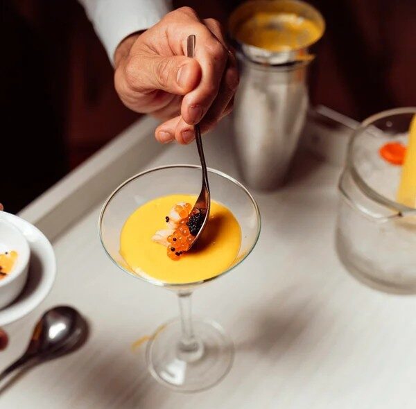 ‘Con Cúrcuma’ enciende el verano en la Radio Canaria: una explosión de sabor local y expertos de lujo