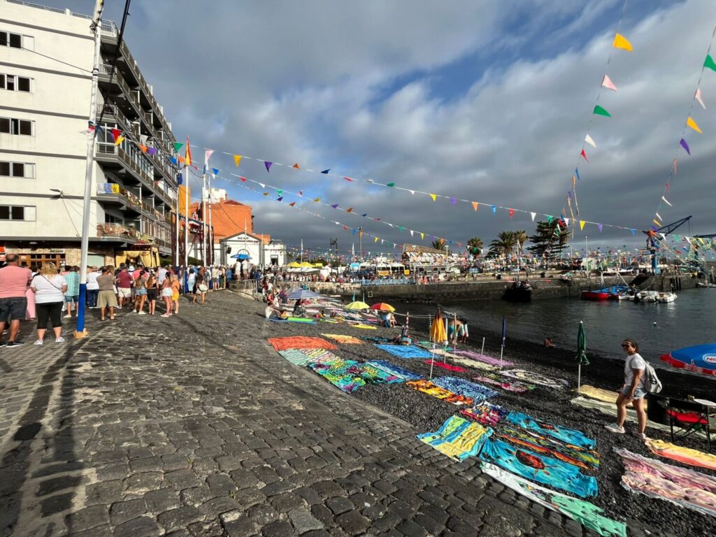 La Virgen del Carmen se prepara para su procesión marítima en Puerto de la Cruz