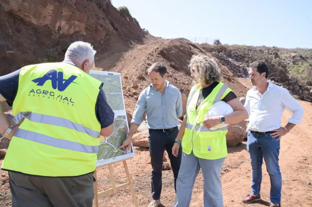 Zapata en las obras de recuperación del vertedero de Puntagorda/ Gobierno de Canarias.