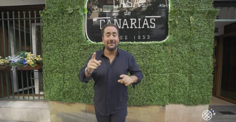 Los canarios de ‘Embajadores’ conquistan corazones desde Chiloé hasta Madrid