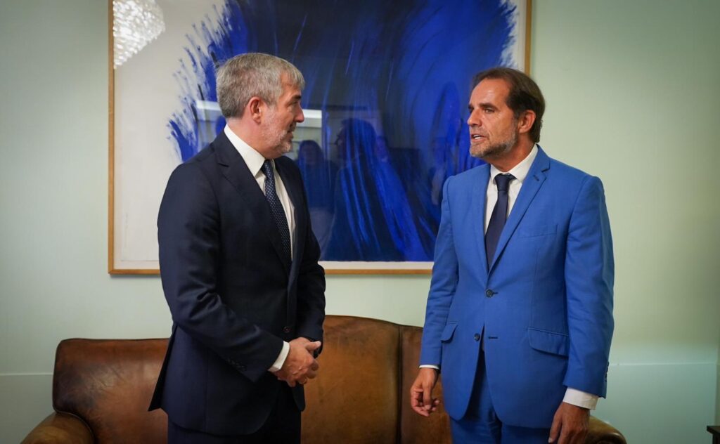 El presidente de Canarias, Fernando Clavijo, y el titular del Gobierno de Madeira, Miguel Alburquerque. Imagen Presidencia del Gobierno