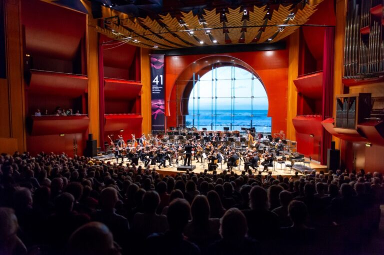 Inician procedimiento para selección de la dirección artística del Festival de Música de Canarias