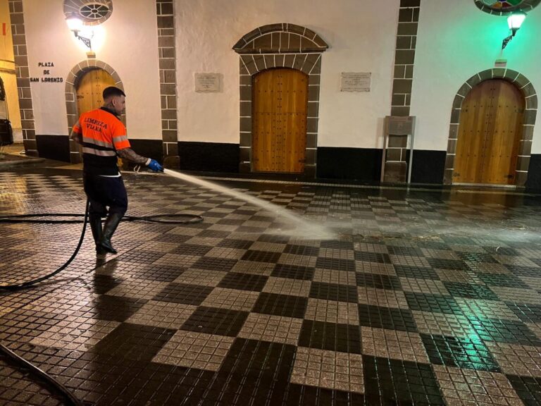 Todo preparado para que San Lorenzo luzca tras la Gran Quema de fuegos