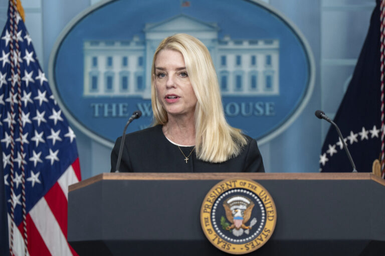 EEUU eleva a más de 40 millones de euros la recompensa por Nicolás Maduro