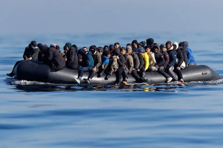 Comienza el programa de repatriación mutua de migrantes entre Reino Unido y Francia