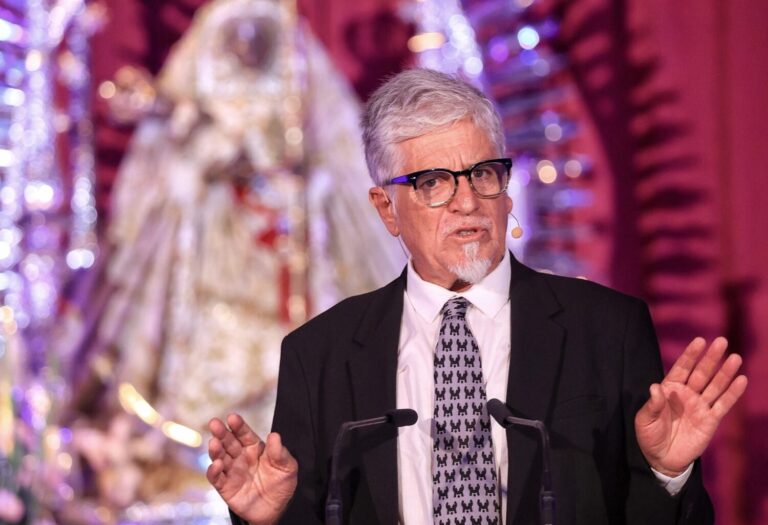 La Fundación César Manrique pregona las fiestas en honor a la Virgen de la Candelaria