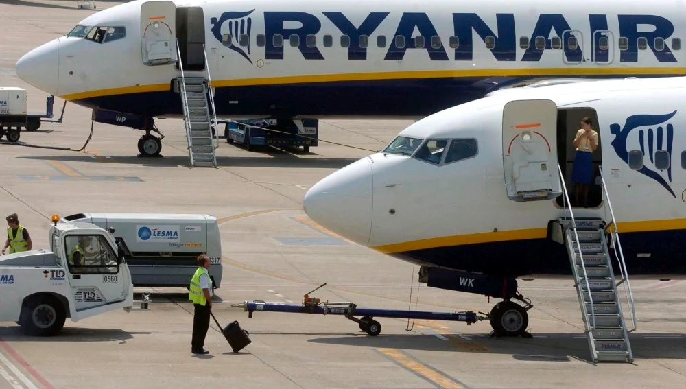 Podemos Canarias denunciará a Ryanair ante la Comisión Nacional de los Mercados y la Competencia por utilizar la eliminación de la rutas como "presión institucional"