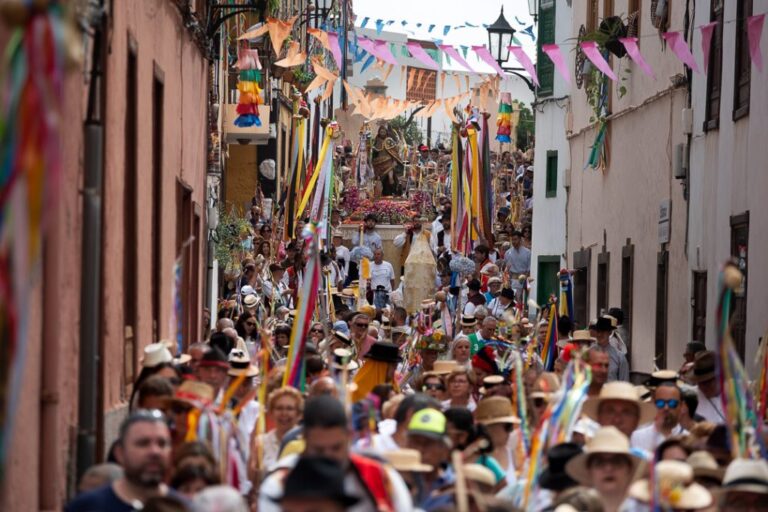 TV Canaria se vuelca con la Romería de San Roque de Garachico en un año histórico para el municipio