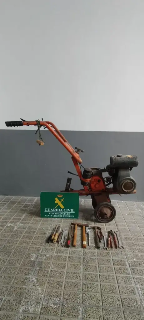 Dos investigados por robar maquinaria agrícola y herramienta del interior de una finca agrícola de Tacoronte