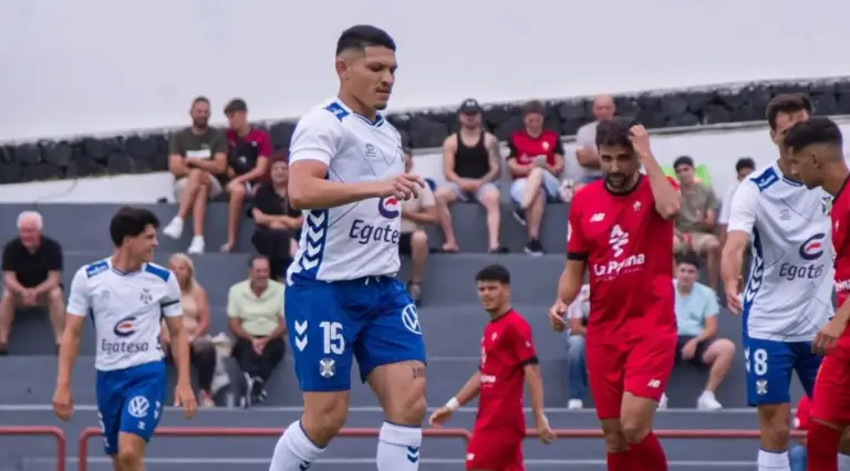 El CD Tenerife se corona en el I Triangular Pretemporada La Isla Bonita