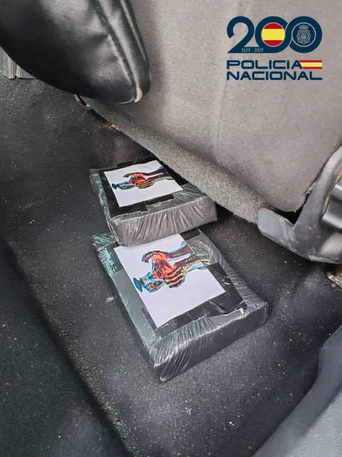 Detenido un hombre con dos kilos de cocaína oculta en su coche en Puerto del Rosario