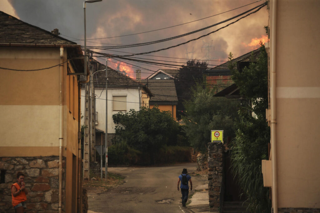 Incendio en Las Médulas, declarado Patrimonio de la Humanidad por la Unesco
