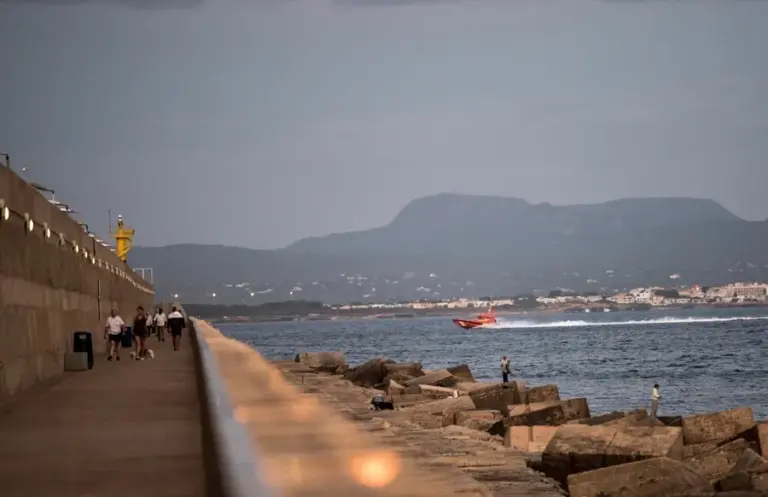 Cuatro años de cárcel para un miembro de una red de tráfico de inmigrantes vinculada a la muerte de 96 personas