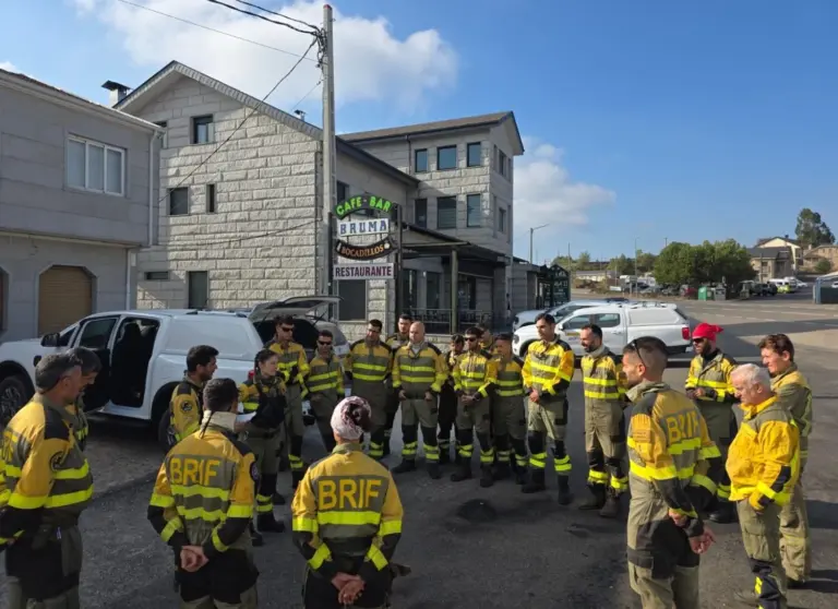Bomberos forestales de La Palma participan en la extinción de los incendios en Galicia