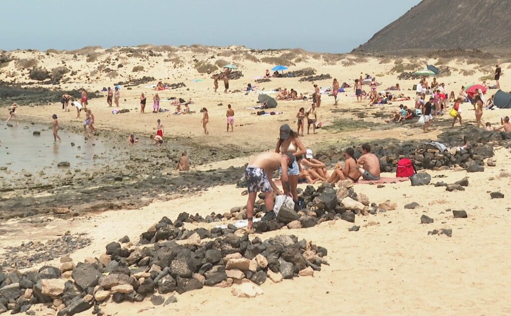 La masificación en Isla de Lobos pone en jaque al Parque Natural