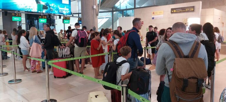 Agosto, el mes elegido para las vacaciones de los canarios