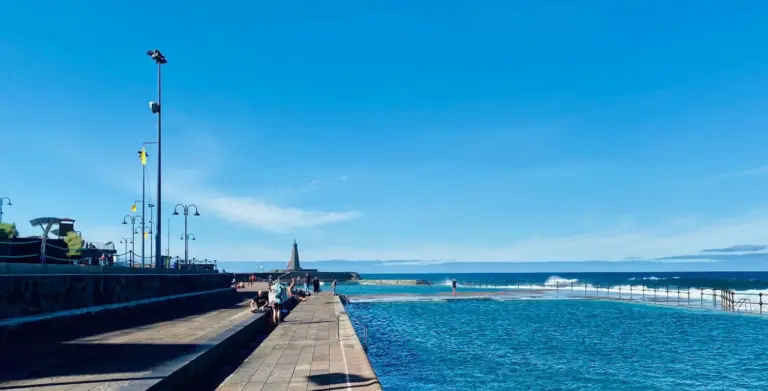 Crítico un hombre rescatado del agua en parada cardiorrespiratoria en Tenerife