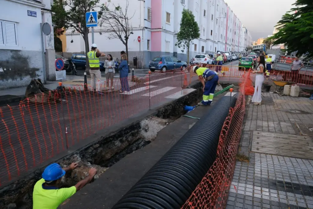 El ayuntamiento de Las Palmas de Gran Canaria inicia la renovación de la red de saneamiento en Schamann