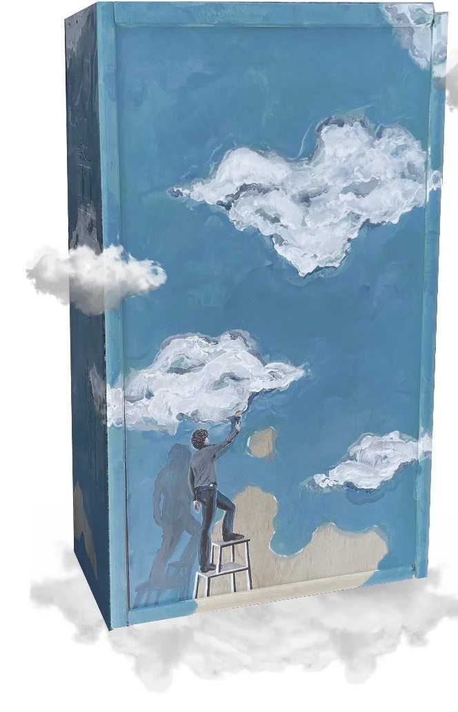 Cajas de madera convertidas en obras de arte solidarias