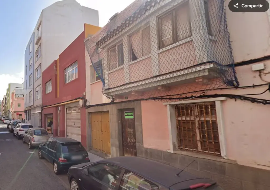 El Ayuntamiento reordena el tráfico de la calle Cayetana Manrique de Guanarteme por el inicio de las obras de saneamiento