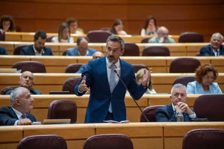 El senador San Ginés atribuye su caso a un «juez injusto» que le «hacía un favor» al PSOE