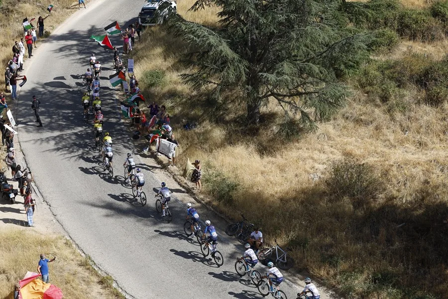 El despliegue policial extraordinario se suma al operativo fijo de La Vuelta integrado por 132 agentes de la Guardia Civil