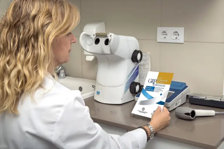 El Consejo General de Enfermería reclama la figura de la enfermera escolar