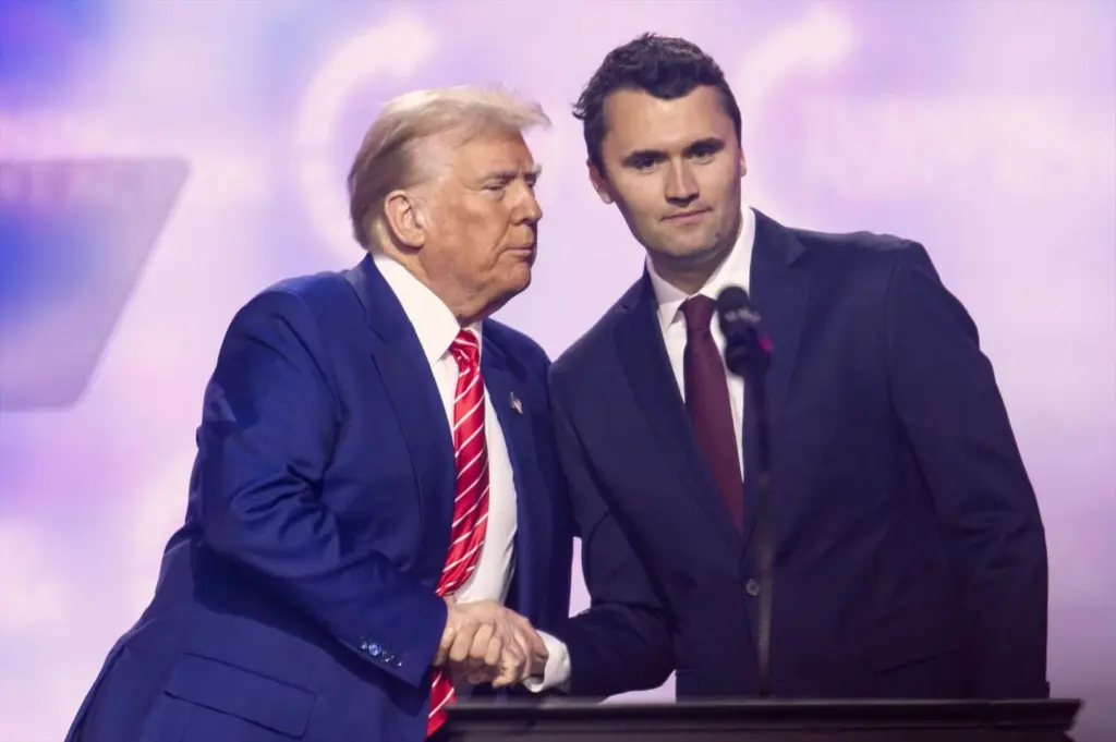 Muere el comentarista estadounidense Charlie Kirk tras recibir un disparo en un evento en una universidad