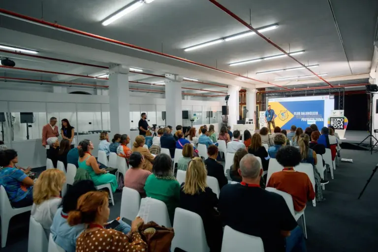 ExpoDeca 2025 reúne a profesionales del ámbito deportivo, sanitario, educativo y empresarial en Tenerife