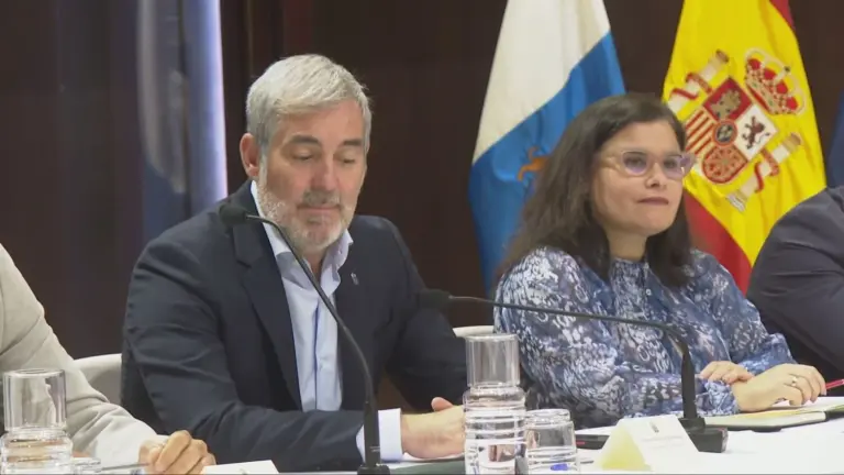 Gobierno y Fecam buscan una vía legal para que los municipios puedan regular el mercado inmobiliario