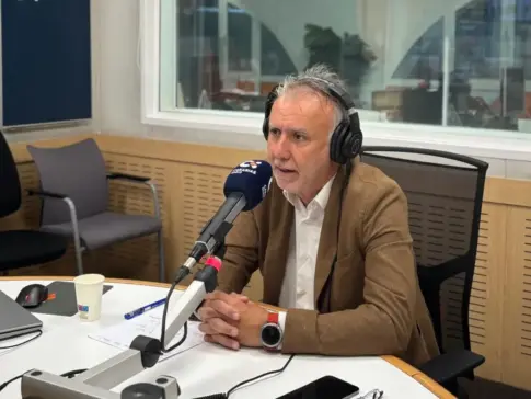 Torres defiende niega que se ocultaran positivos al Gobierno de Canarias