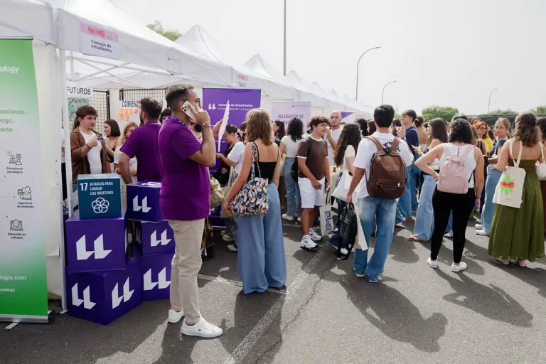 La ULL recibe al nuevo alumnado con un festival de música y propuestas participativas